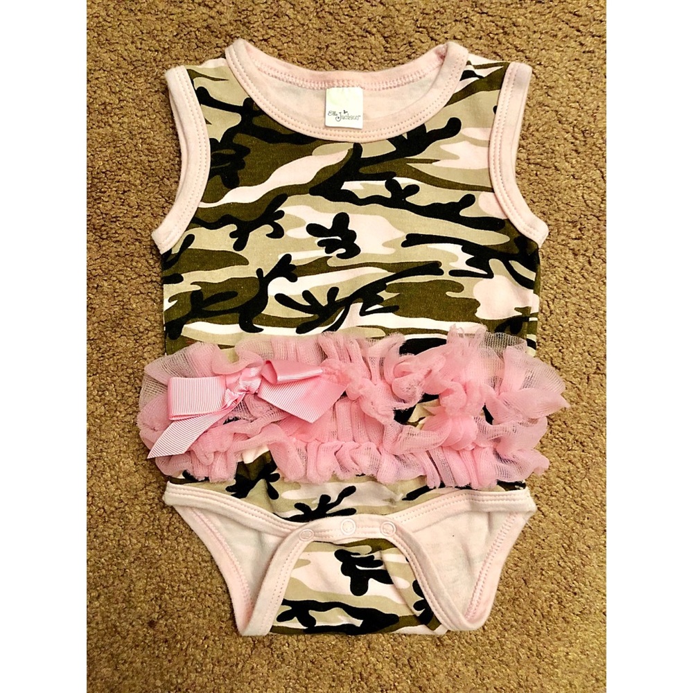 Ella Jackson baby girl camo tutu bodysuit Size 0-6